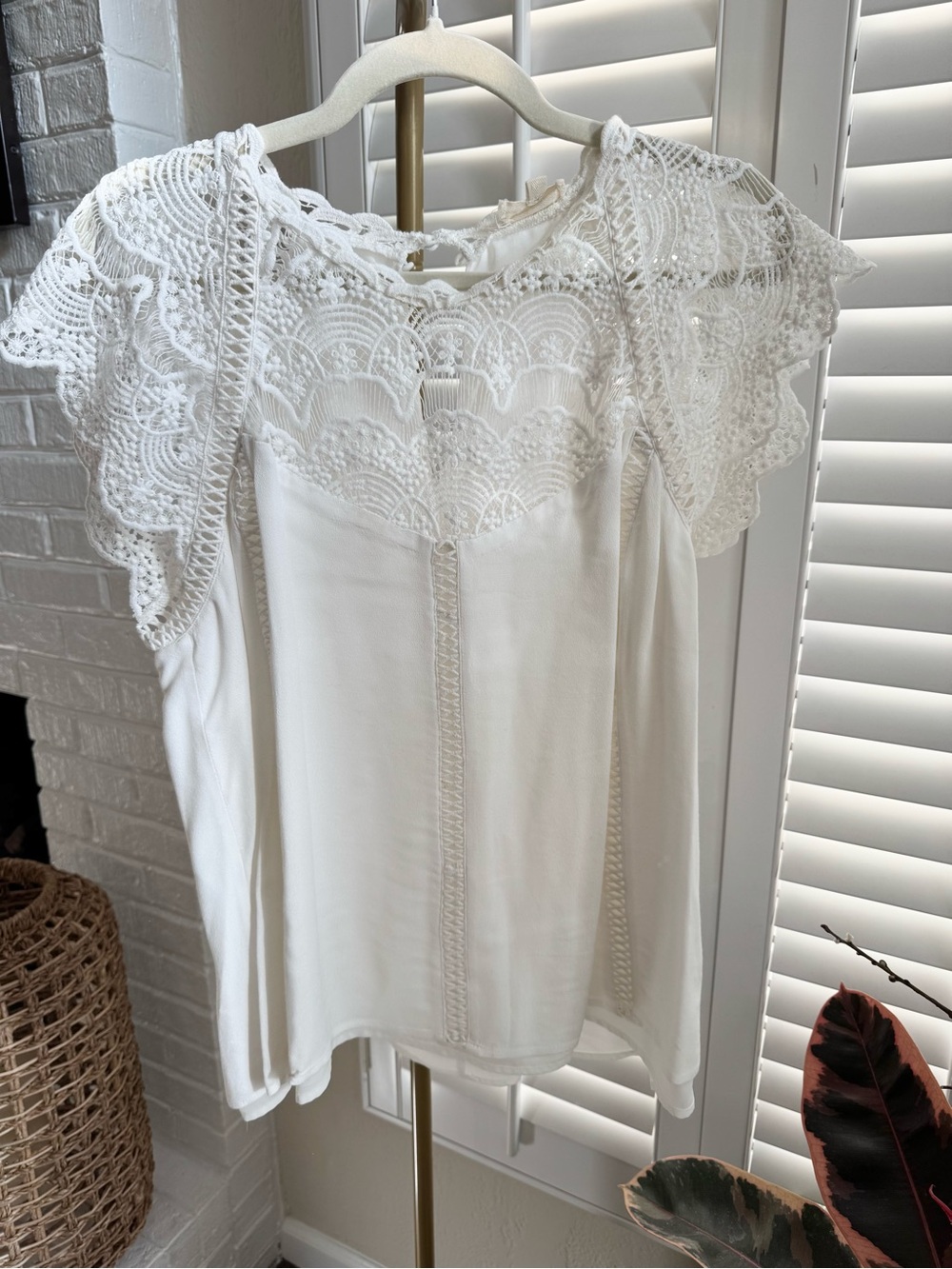 Anthropologie En Elly Lace / Crochet Blouse